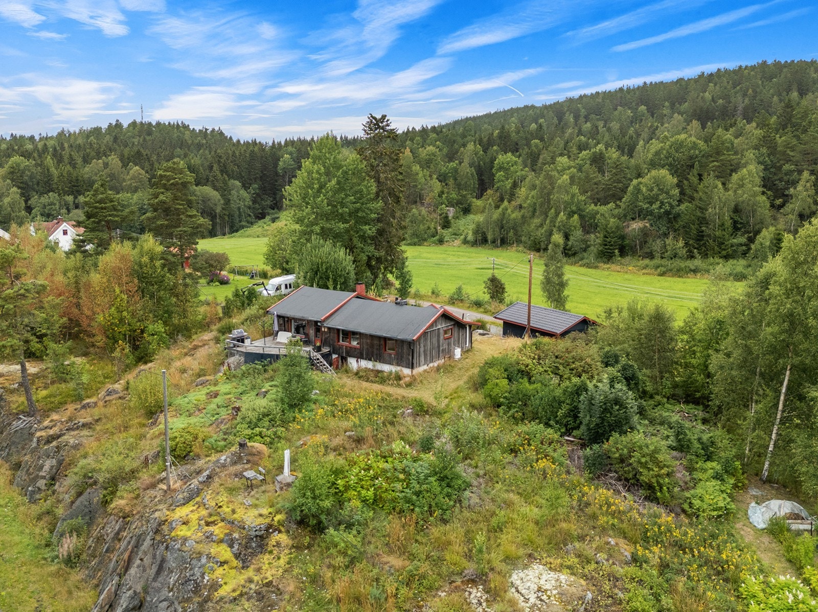 Thomas Madsen v/ Notar Romerike har gleden av å presentere Fetveien 2734. Galleribilde