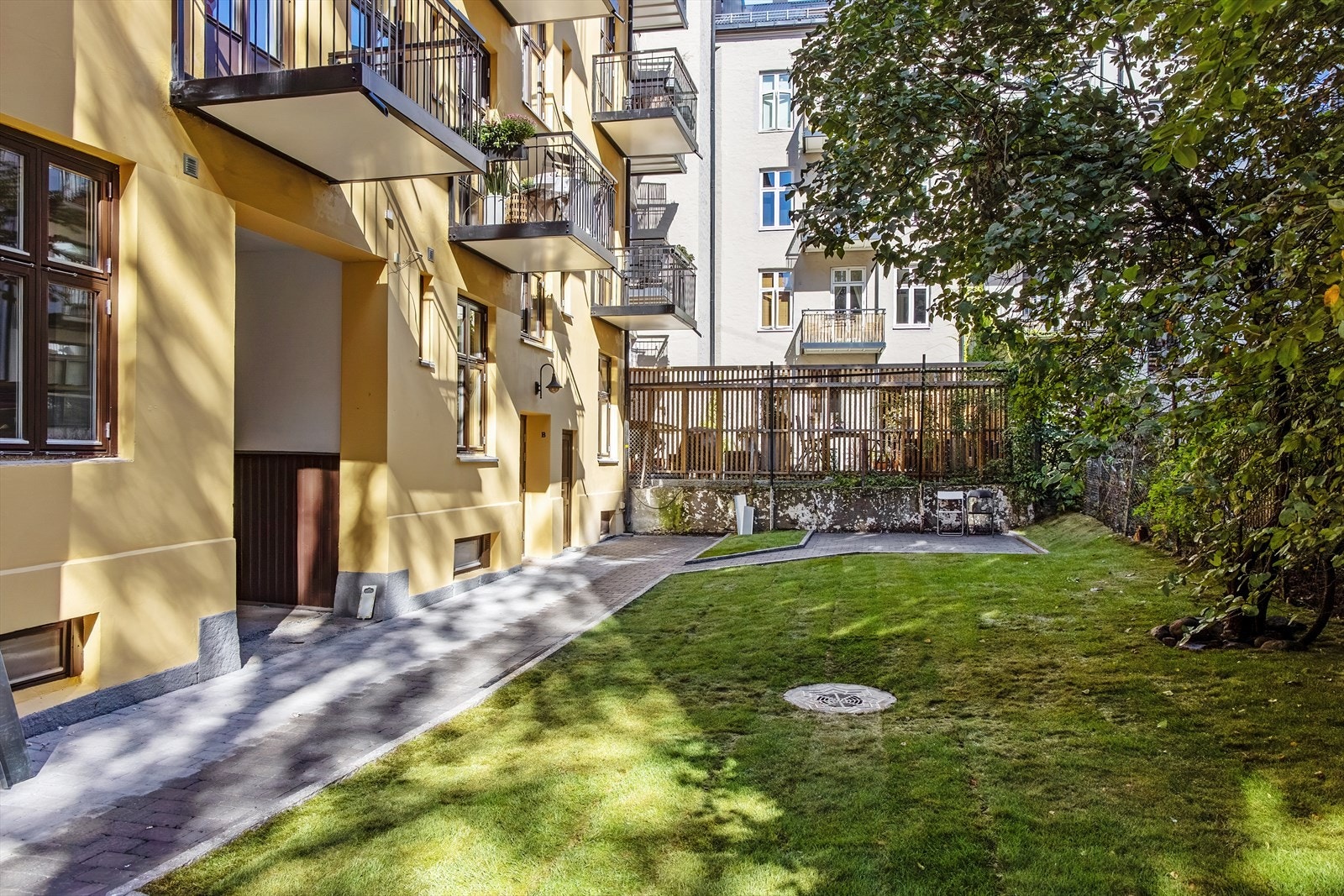 Nylig renovert borettslag med fokus på både funksjonalitet og estetikk. Galleribilde