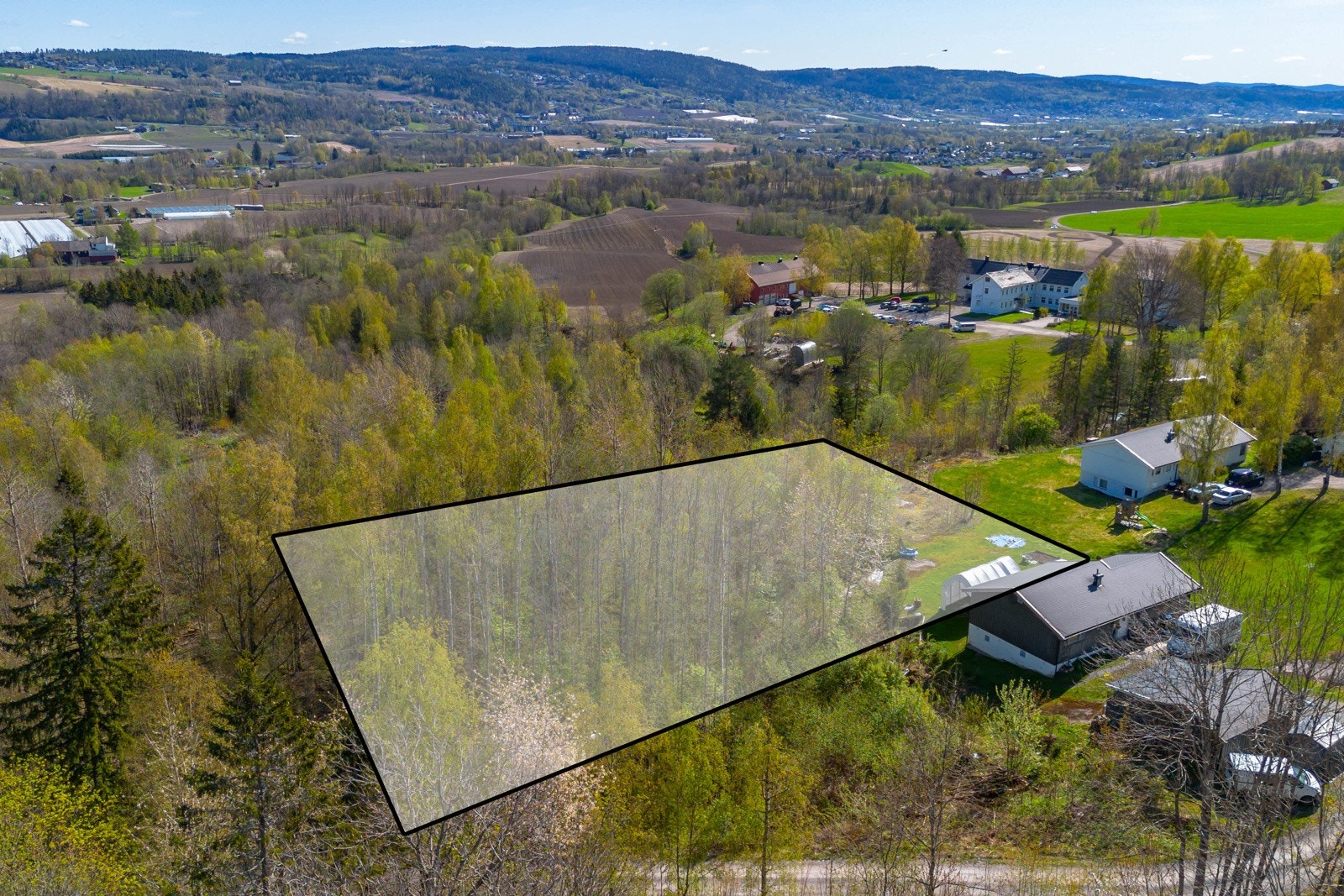 Ca. oppmerkning av tomt. Galleribilde