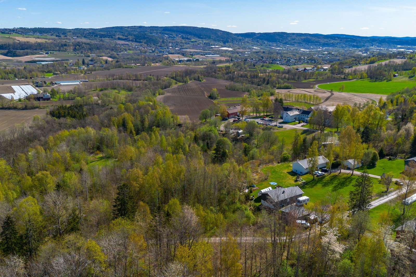 Fredfulle og landlige omgivelser, tilbaketrukket fra byens kjas og mas. Galleribilde