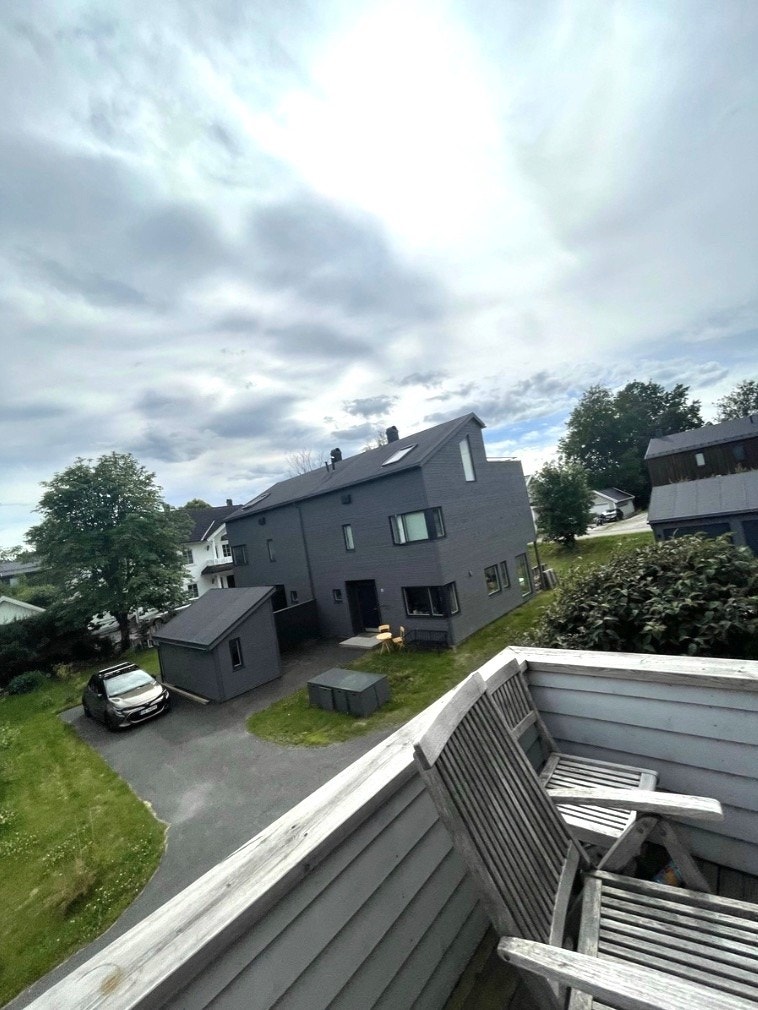 Utsikt fra balkong. Galleribilde