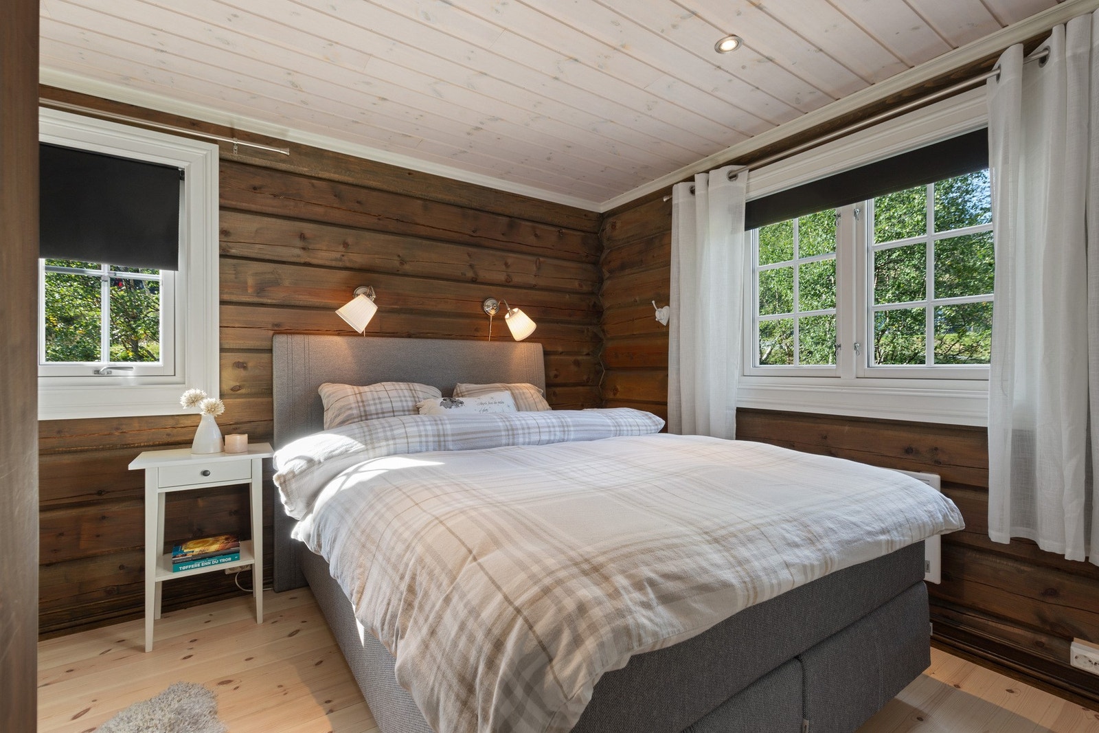 Hovedsoverommet befinner seg i 1. etasje og har god plass. Galleribilde