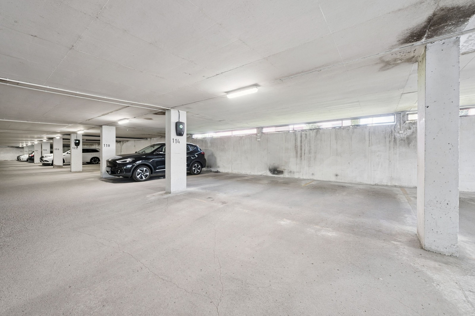 Garasjeplass i felles garasje. Galleribilde