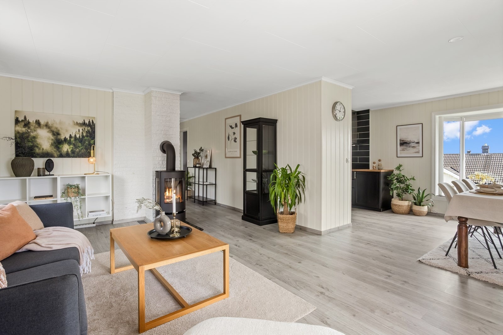 Stor og lys stue Galleribilde