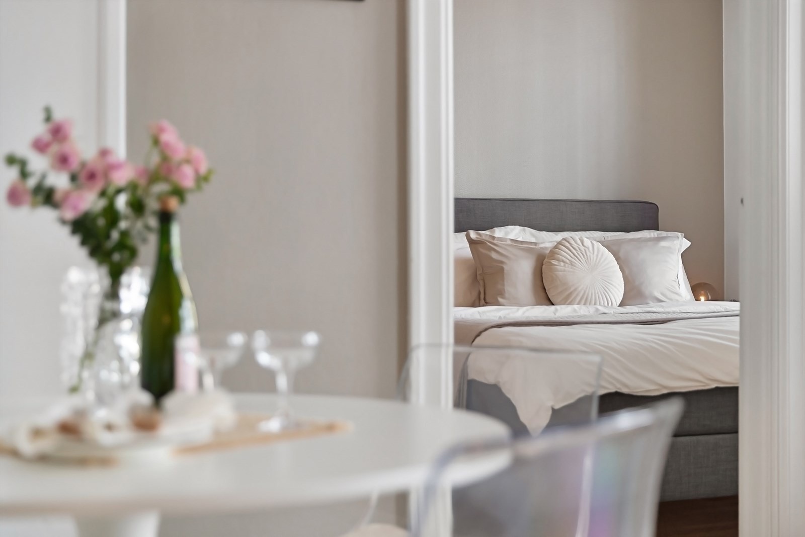 Fra stue inn til soverom. Galleribilde