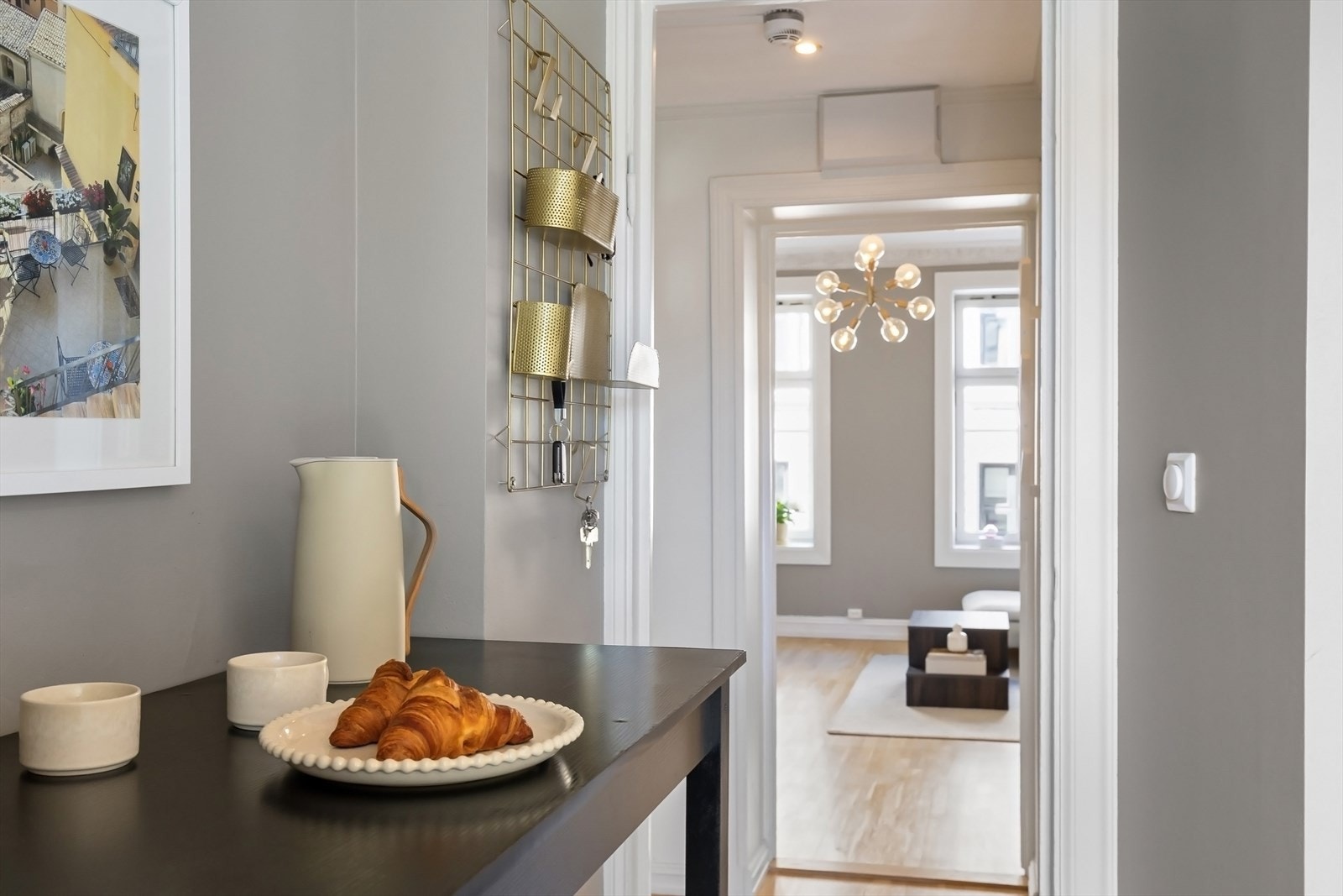 Det er dimbar belysning i tak. Galleribilde