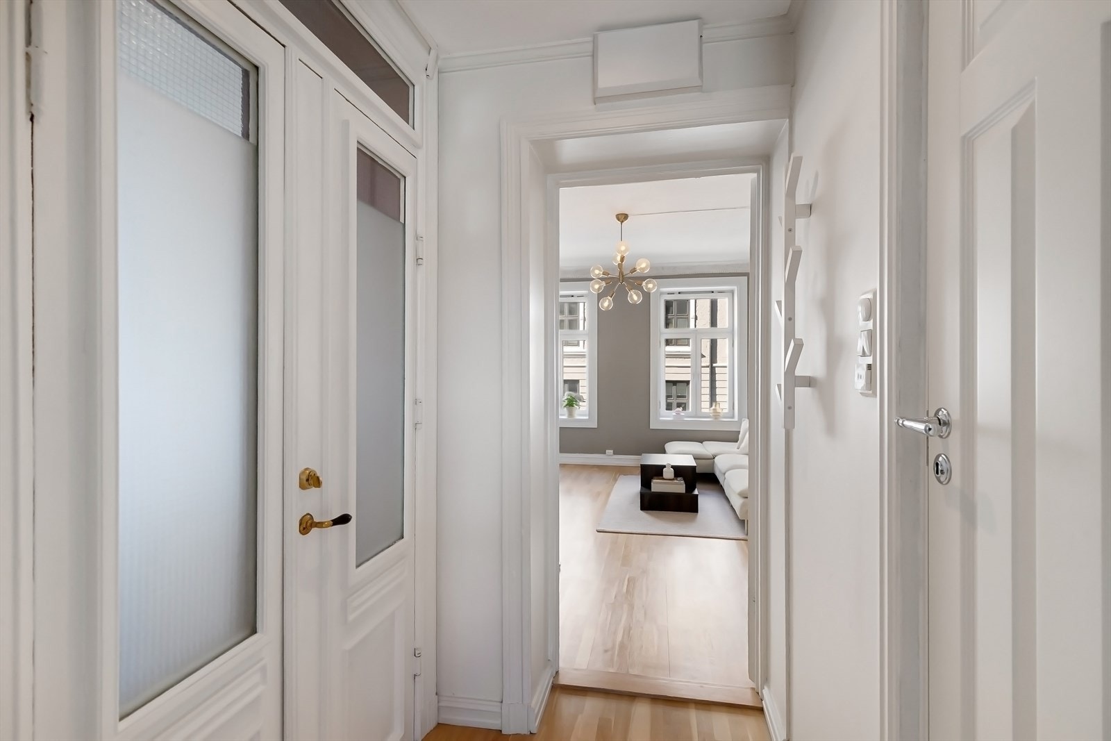 Leiligheten disponerer kjellerbod på ca. 7 kvm og loftsbod på ca 4 kvm (ca. 7 kvm gulvareal). Galleribilde