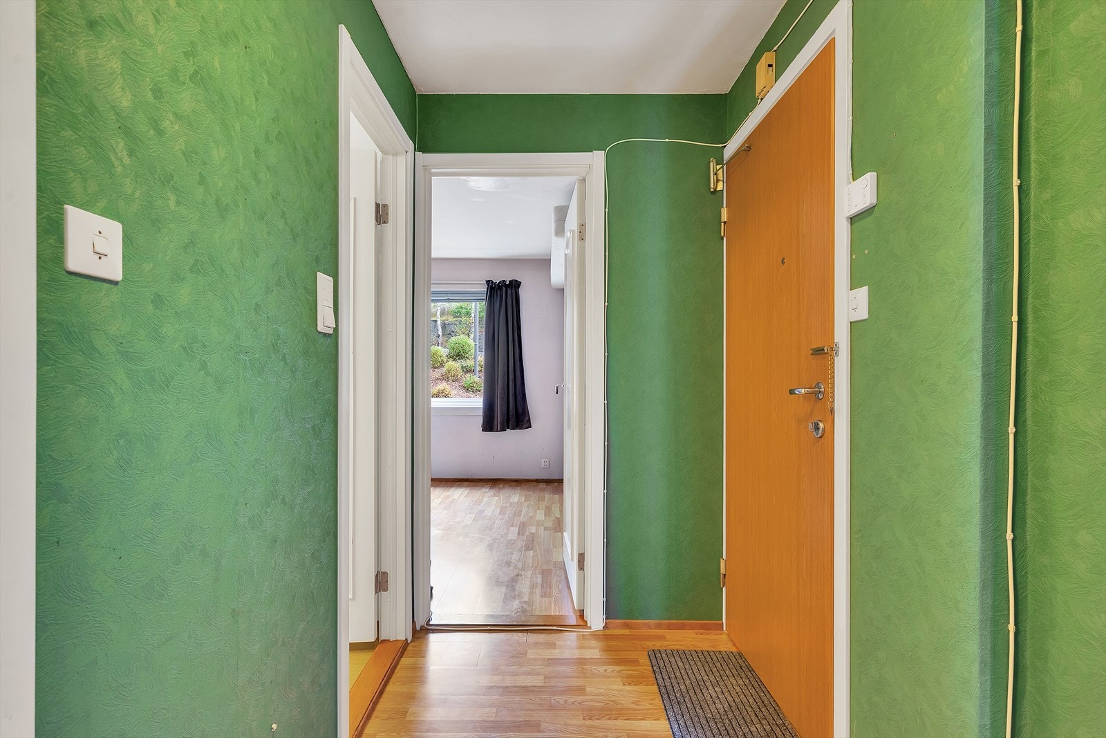 Entré/gang Galleribilde