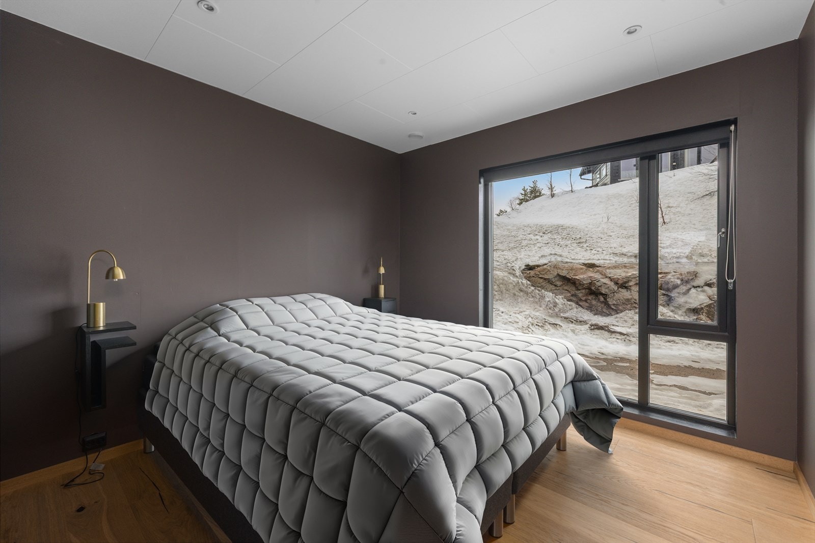 Soverom 1 -garderobeskap Galleribilde