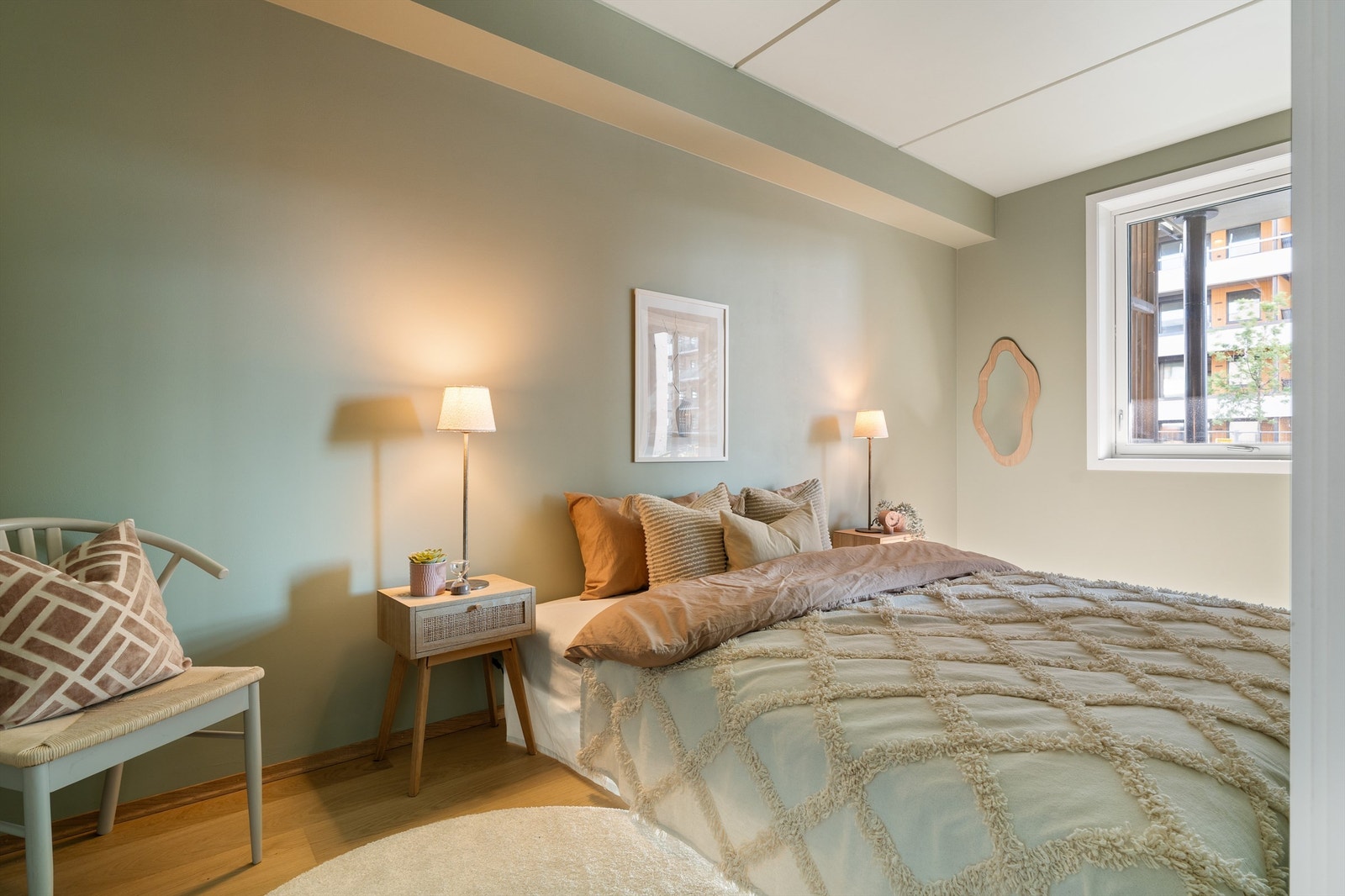 Hovedsoverommet måler 10 kvm og har god plass til dobbeltseng av ønsket størrelse. Galleribilde