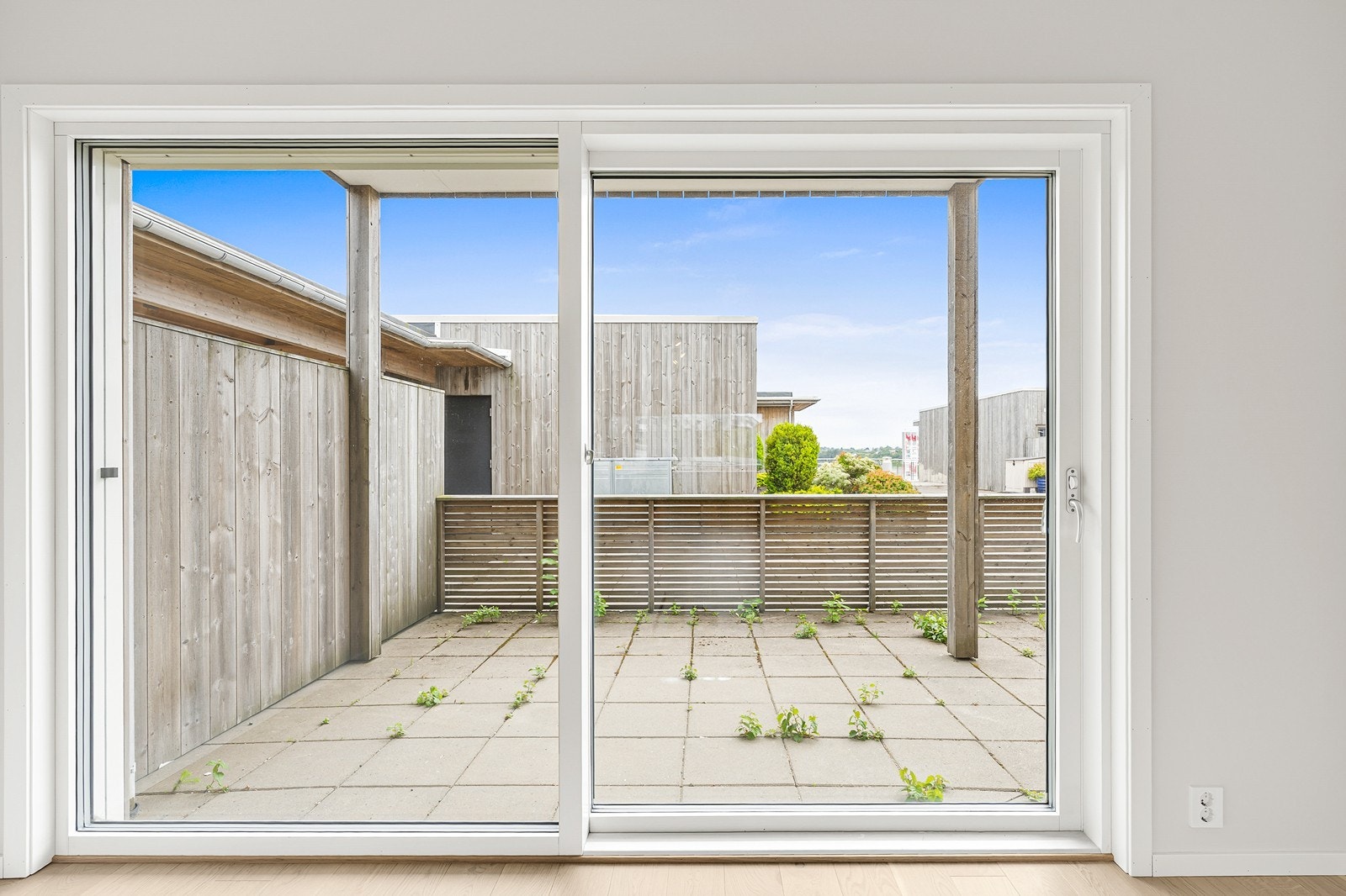 Uteplass 91A Galleribilde