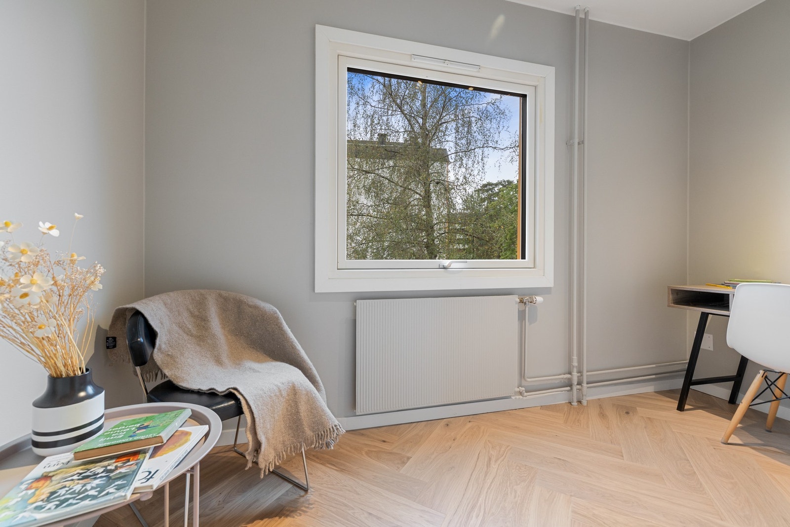 Familievennlig planløsning med 3 sovrom av god størrelse. Galleribilde