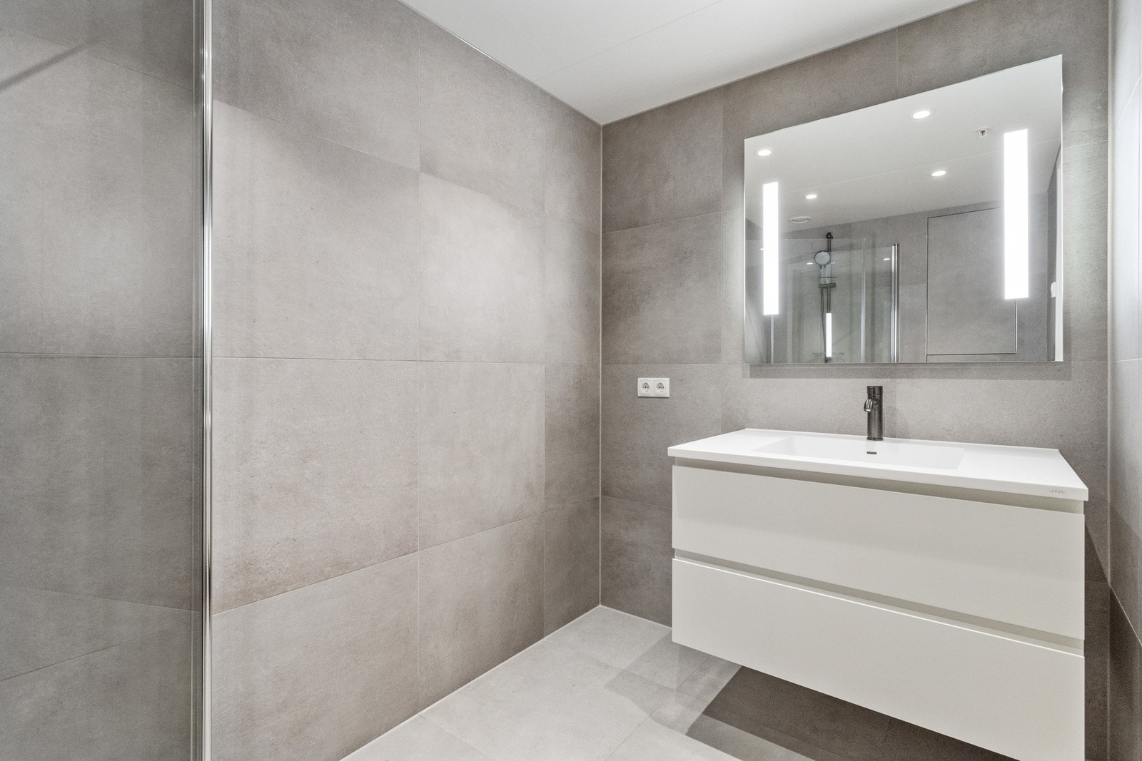 Opplegg for vaskemaskin på bad. Bildet er fra tilsvarende leilighet i 4. etg. Galleribilde