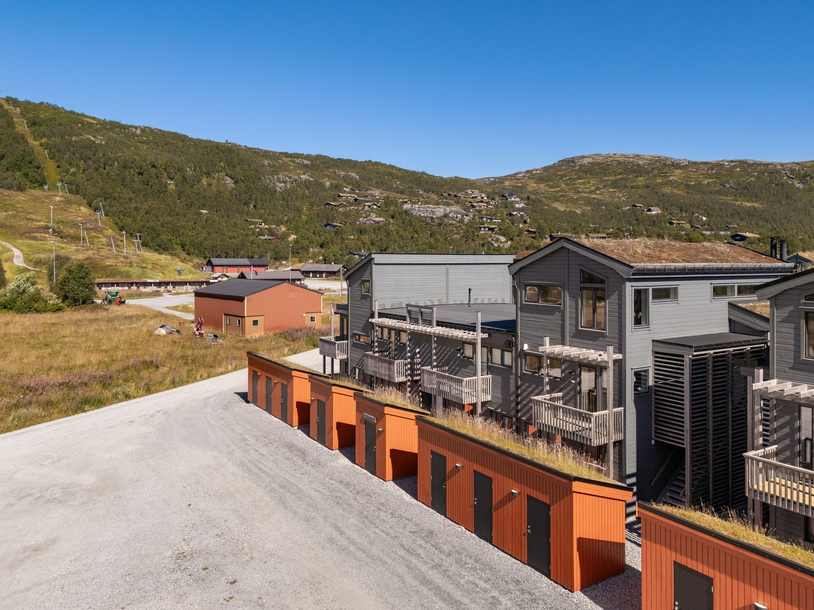 Parkeringsplass på felles parkering Galleribilde