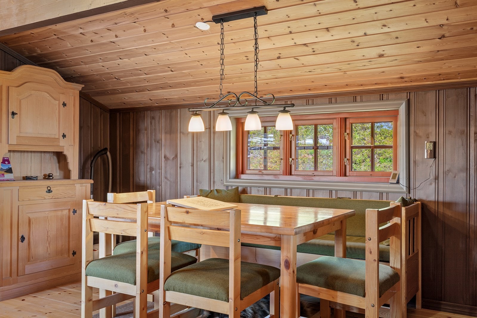 Etestove. Galleribilde