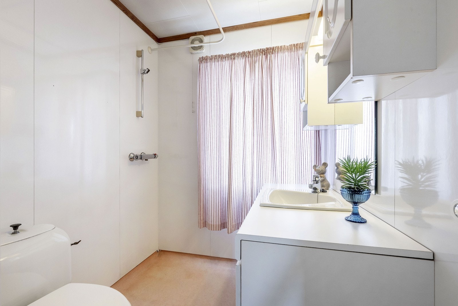 Toalettrom Galleribilde