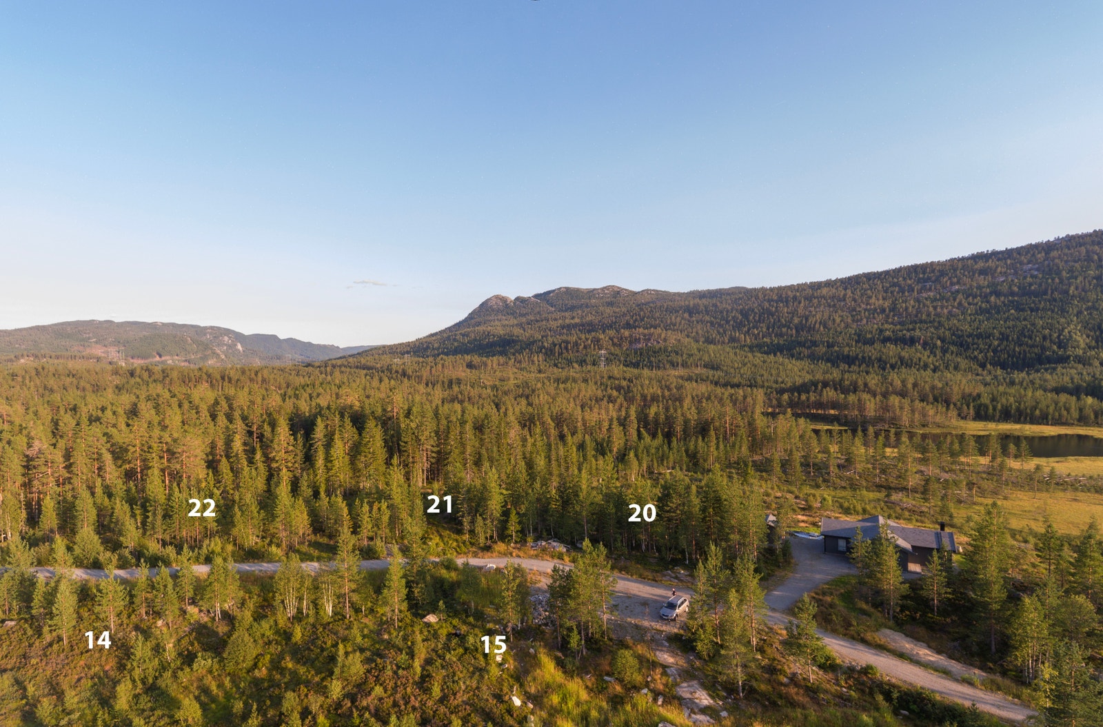 Tomtene i Murtebu måler romslige 1.217 og 2.630 m2 Galleribilde