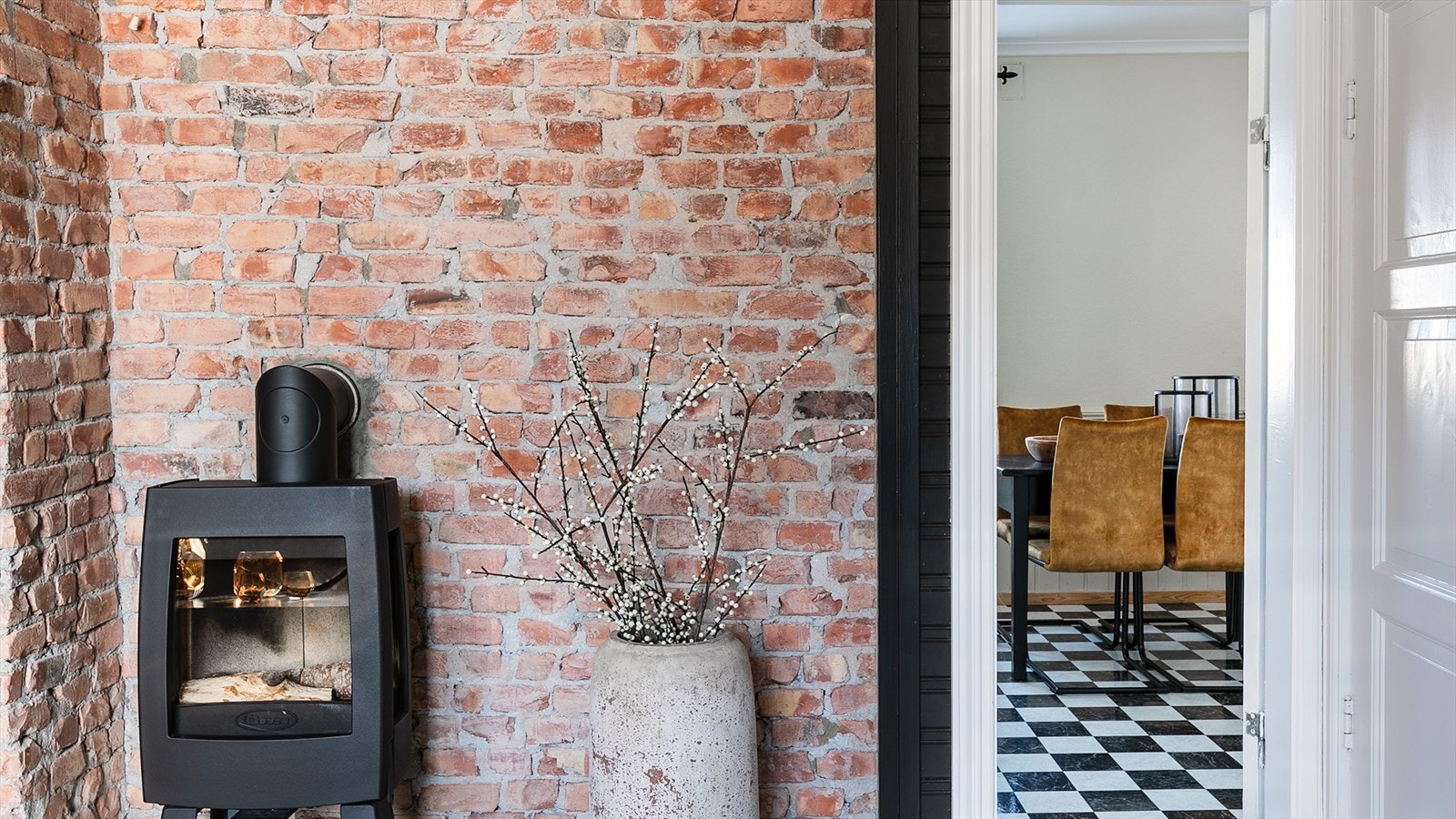 Pipen ble rehabilitert med nytt røykrør i stål som er montert i 2024. Galleribilde