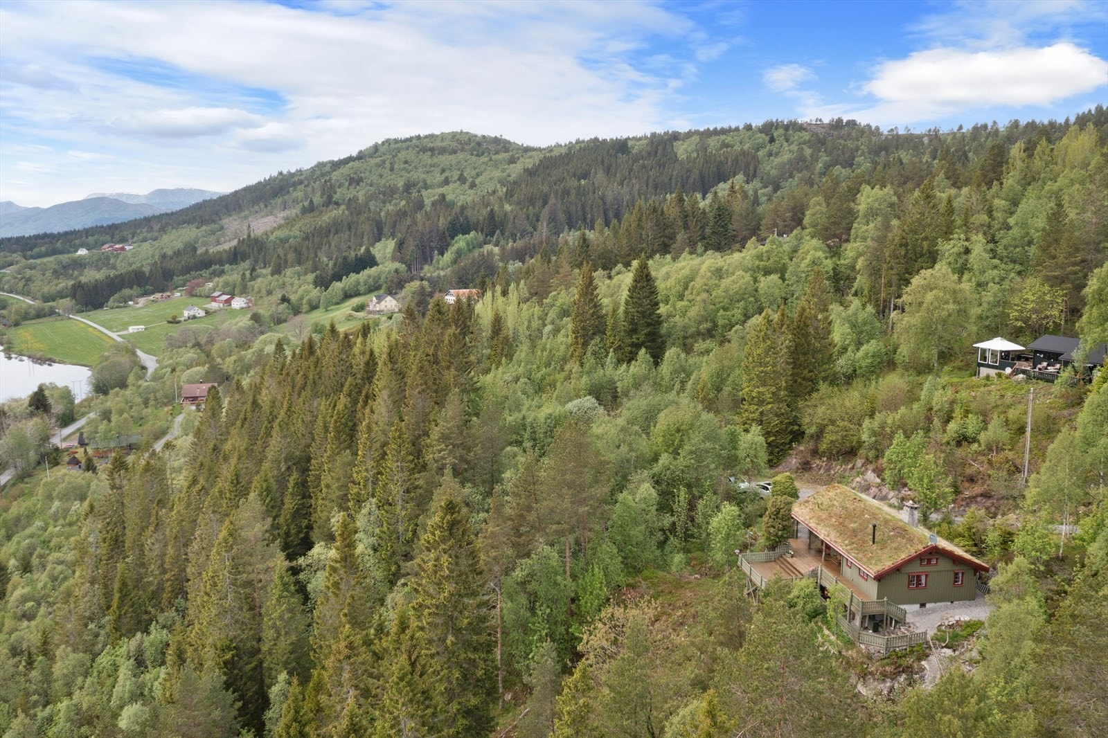 Vadsetvegen 114 | Beliggenhet | Dronefoto Galleribilde