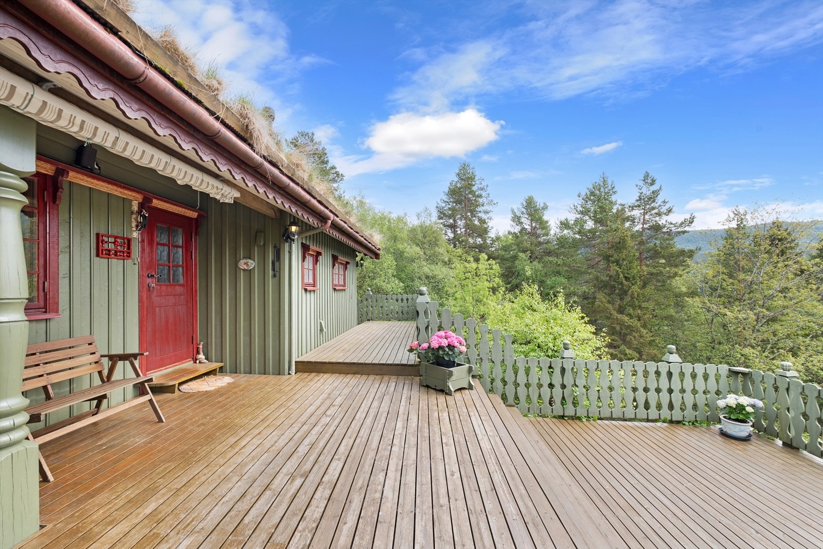 Vadsetvegen 114 | Fasade | Terrasse Galleribilde