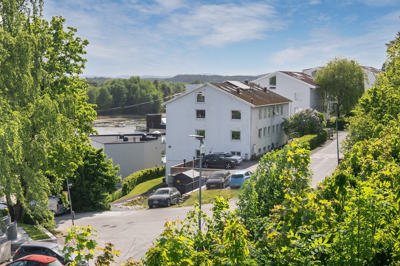 Området er også godt dekket med kollektiv transport som bla. tar deg raskt til Oslo. Galleribilde