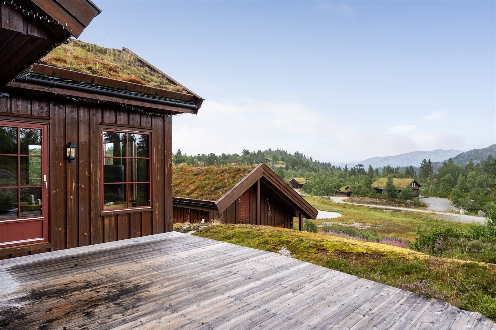 Utsikt over nærområdet og omliggende natur Galleribilde