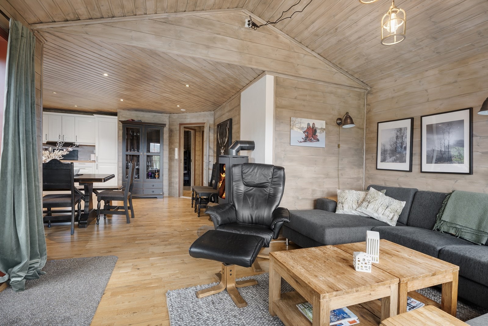 God takhøyde gir herlig romfølelse Galleribilde