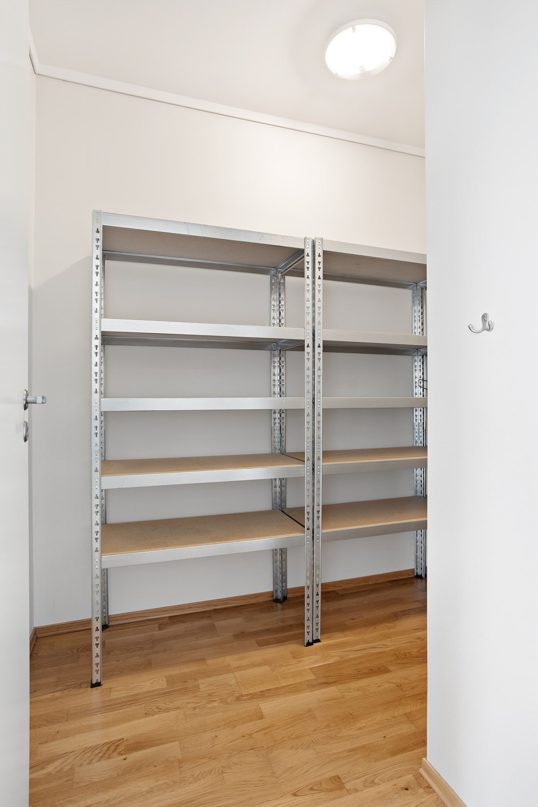 Innvendig bod med plass til det meste Galleribilde