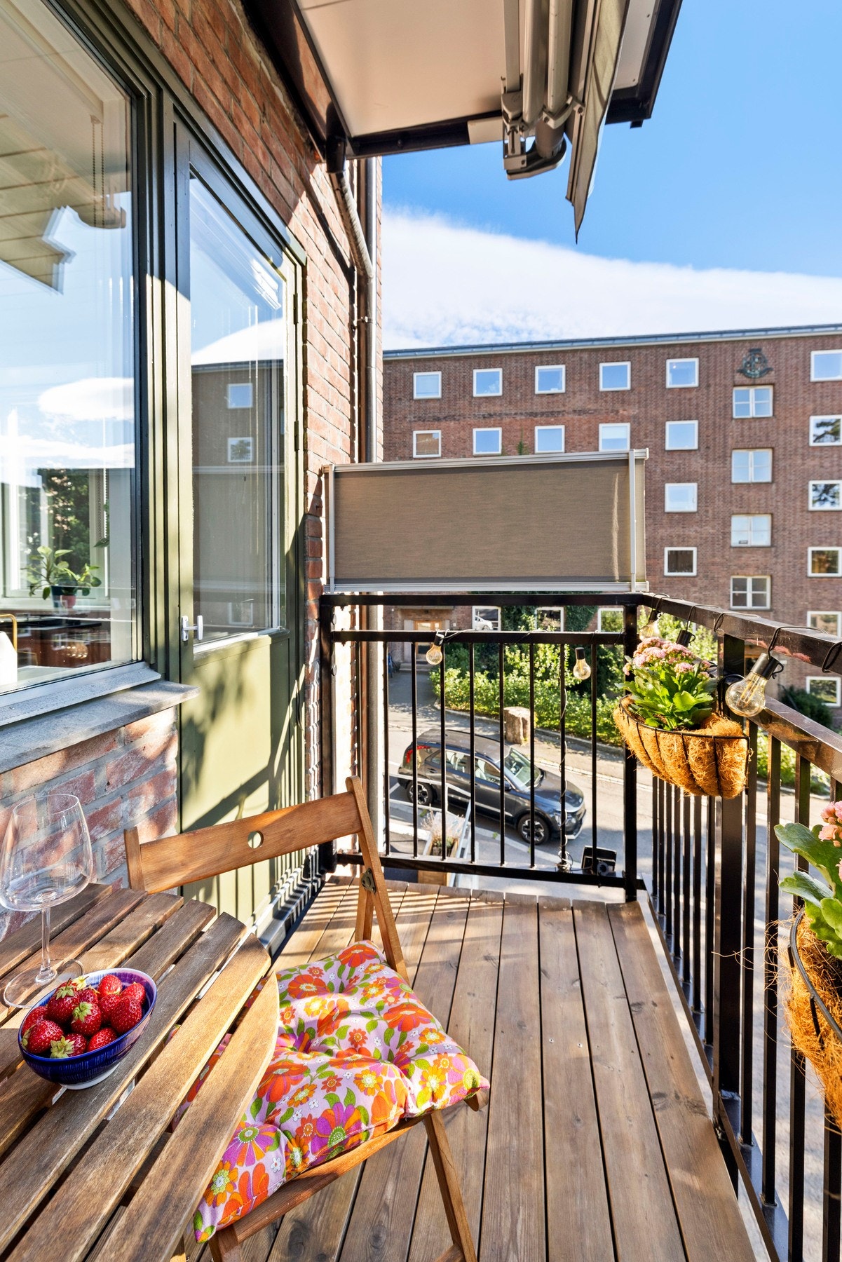 Her kan du nyte morgenkaffen til lyden av fuglekvitter, eller sene sommerkvelder i godt lag. Galleribilde