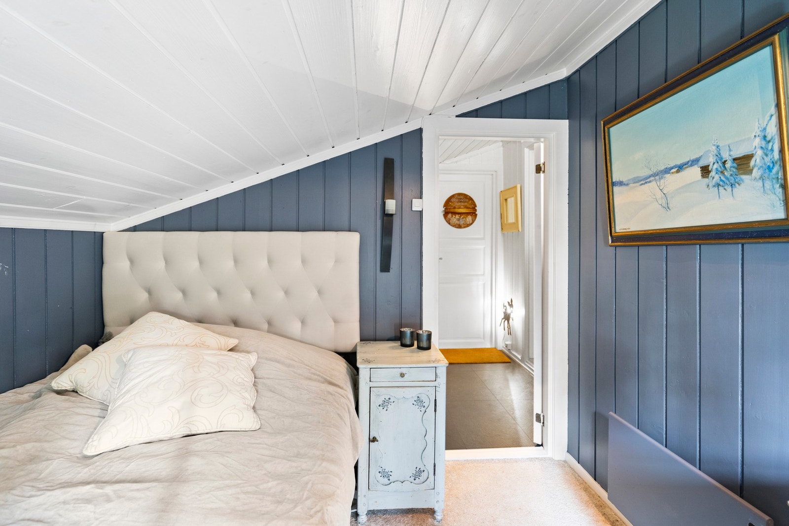 Sjarmerende og hyggelig soverom 2. Galleribilde