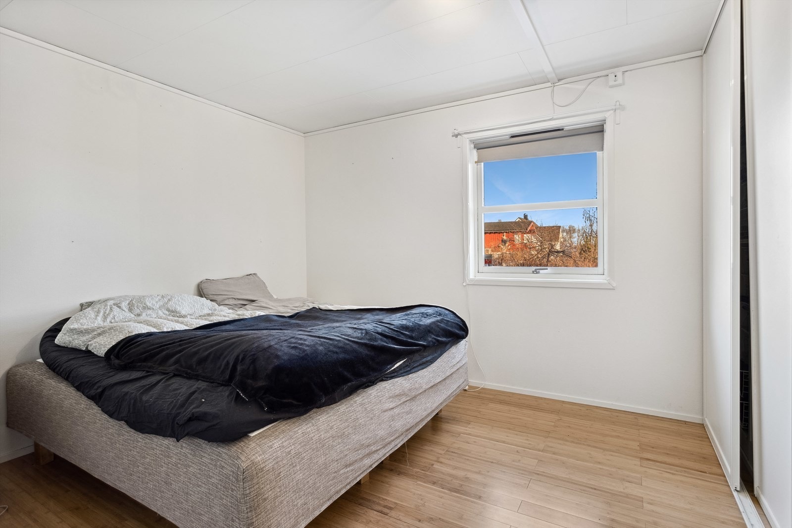 Boligen har flere romslige soverom. Galleribilde