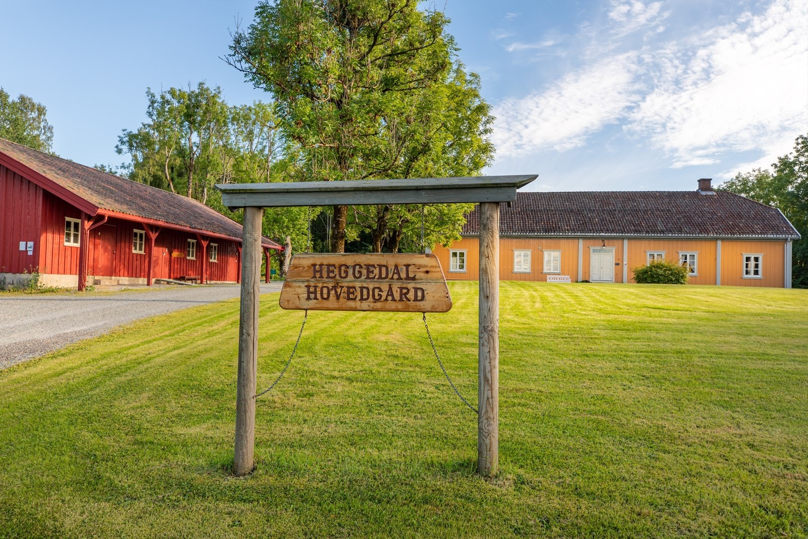 Heggedal Hovedgård har både matfestival, Halloween-feiring og mye mer. Galleribilde