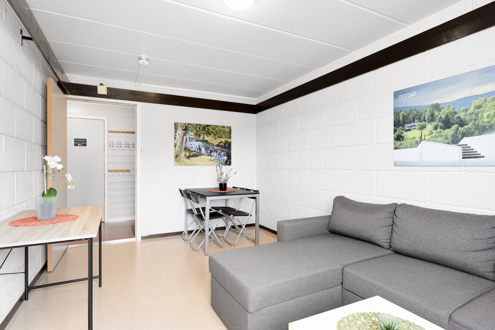 Bildene er tatt av leiligheter i bygget og kan fravike fra den faktiske leiligheten som er til salgs. Galleribilde