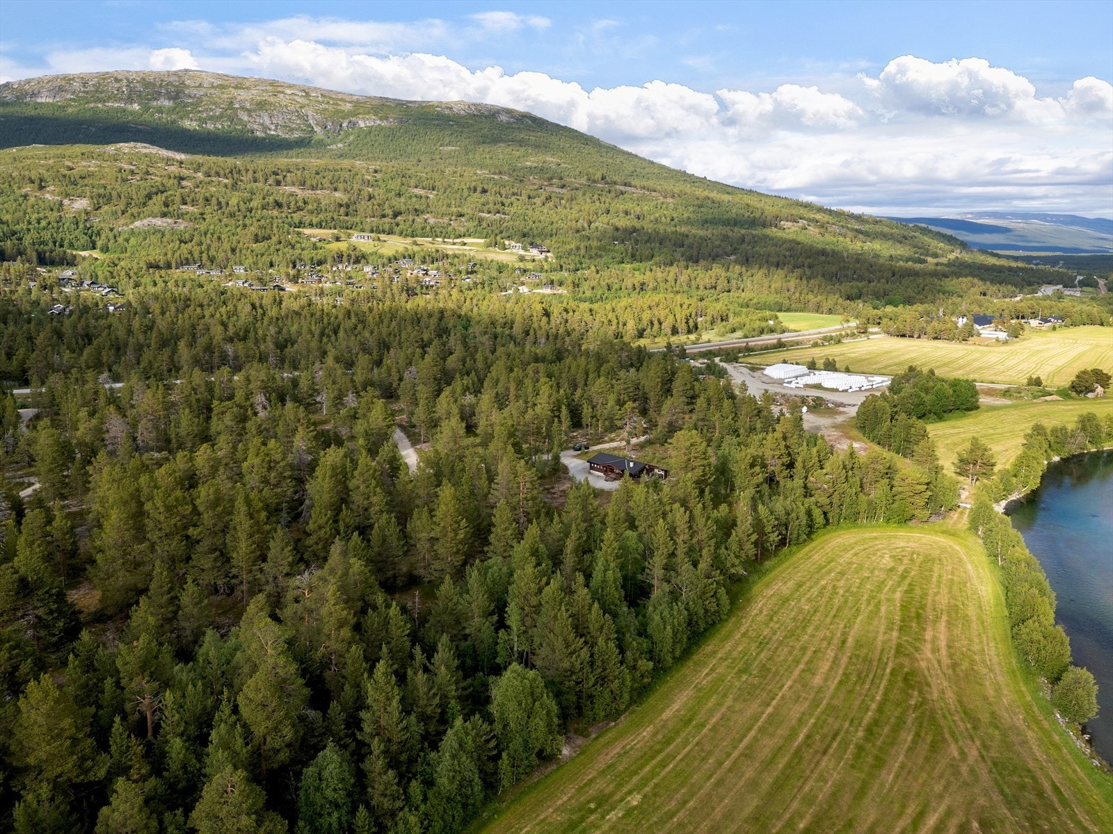 Dronefoto Galleribilde