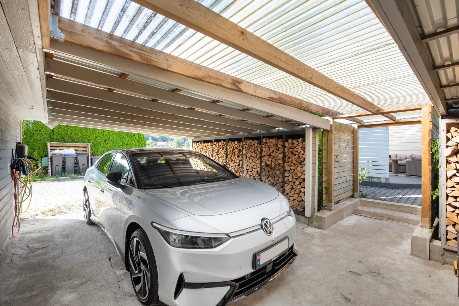 Carport (påbygget i senere tid, ikke mottatt tegninger) Galleribilde