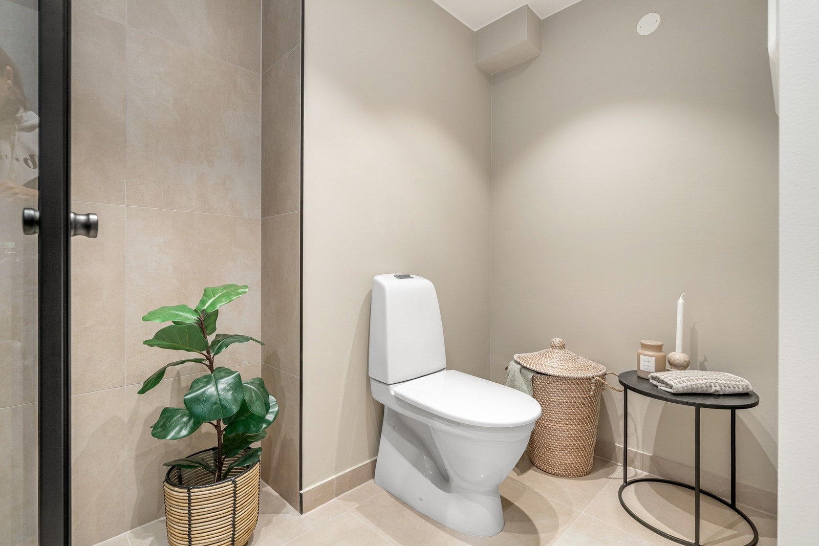 Badet ble i sin helhet målt til tilstandsgrad 0 av takstmann. Galleribilde