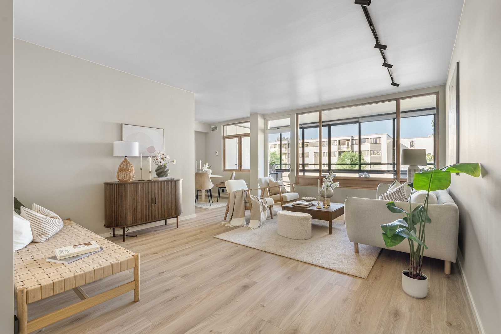 Særdeles lekker 3-roms leilighet i 3. etasje. Galleribilde