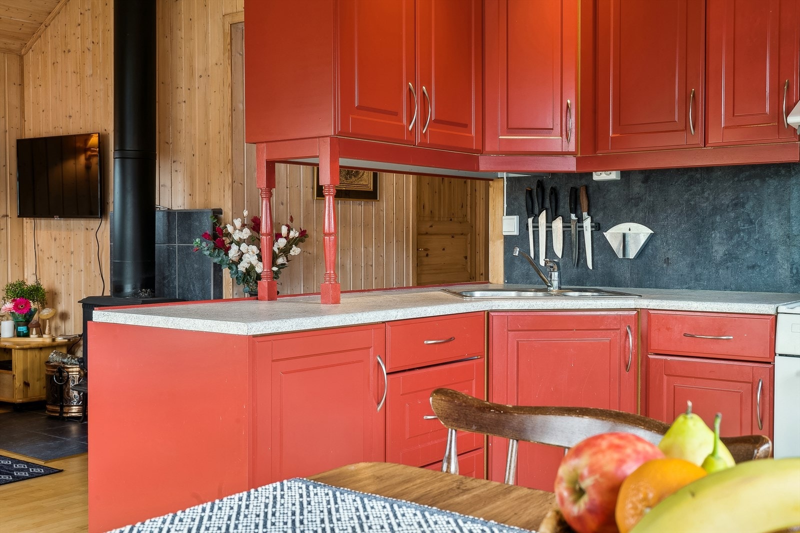 God plass på både benk og i skap Galleribilde