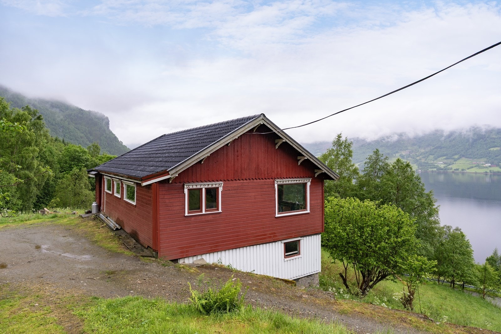Hus på tomt Valsøyfjordvegen 518 Galleribilde