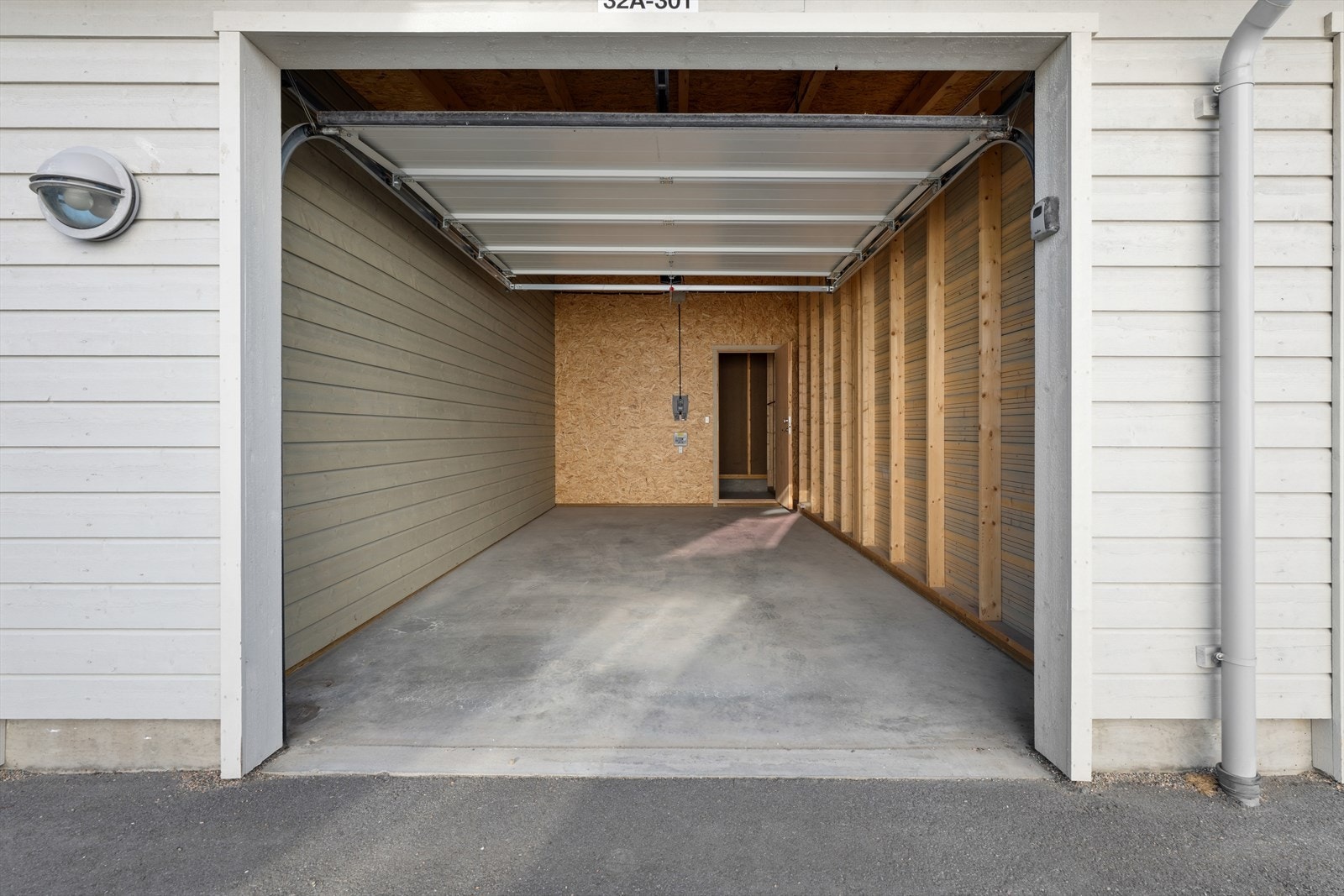 Parkering i garasje i felles garasjeanlegg. Galleribilde