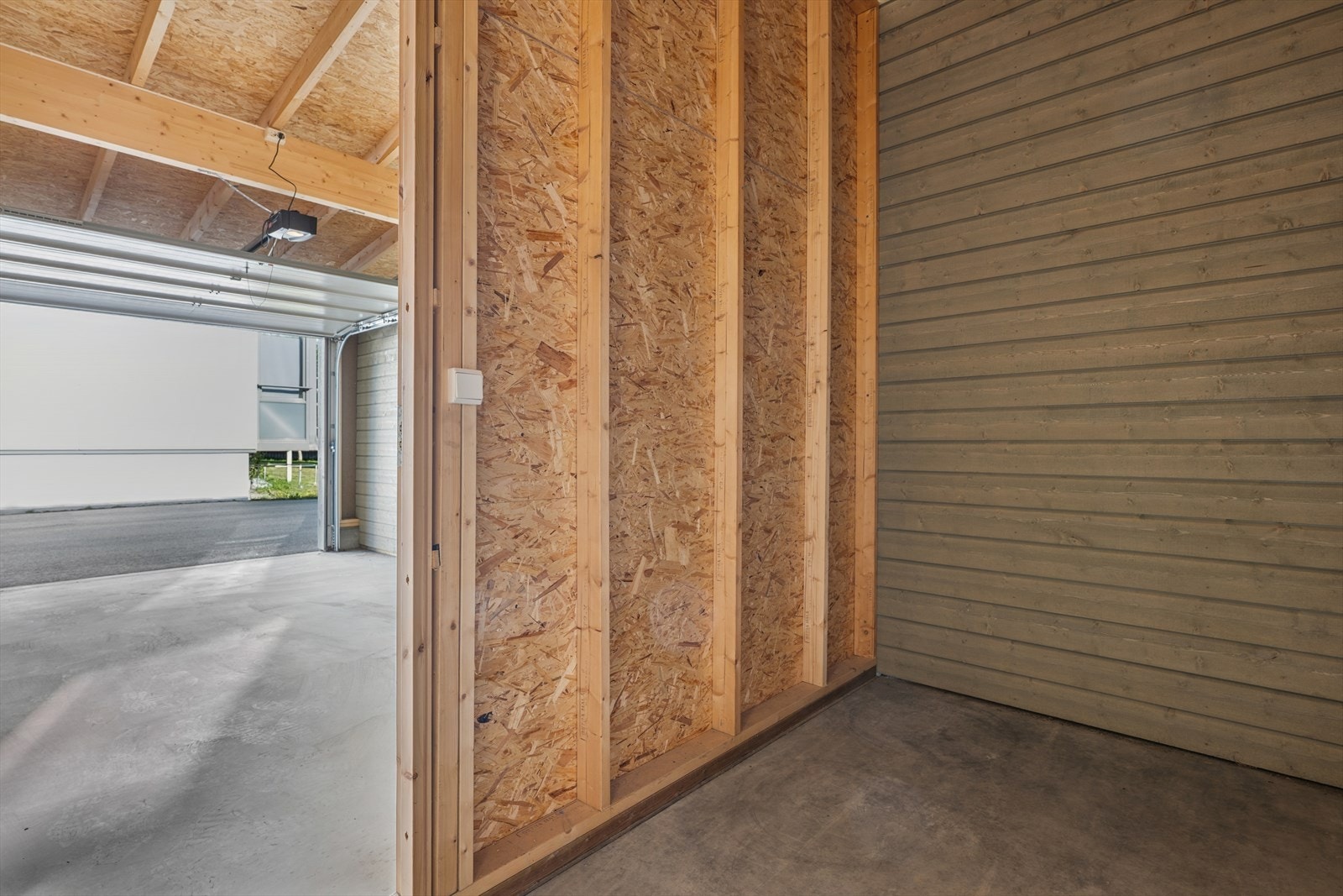 Bod i bakkant. Galleribilde