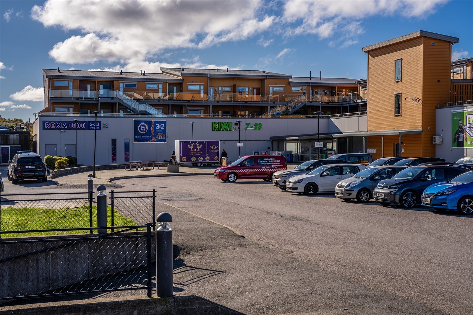 Her får man både Kiwi og Rema1000. Galleribilde