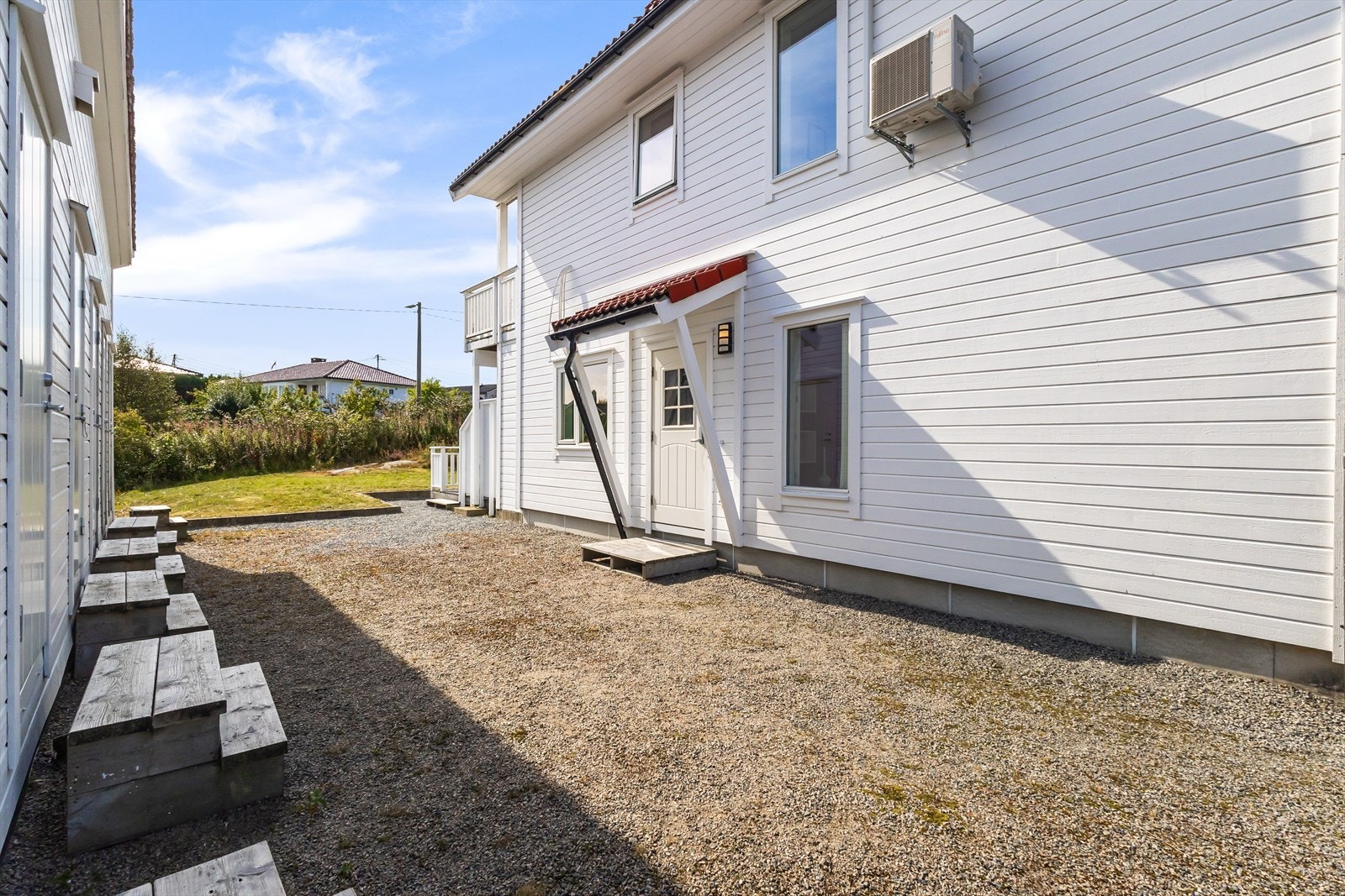 Leilighetens inngangsparti. Galleribilde