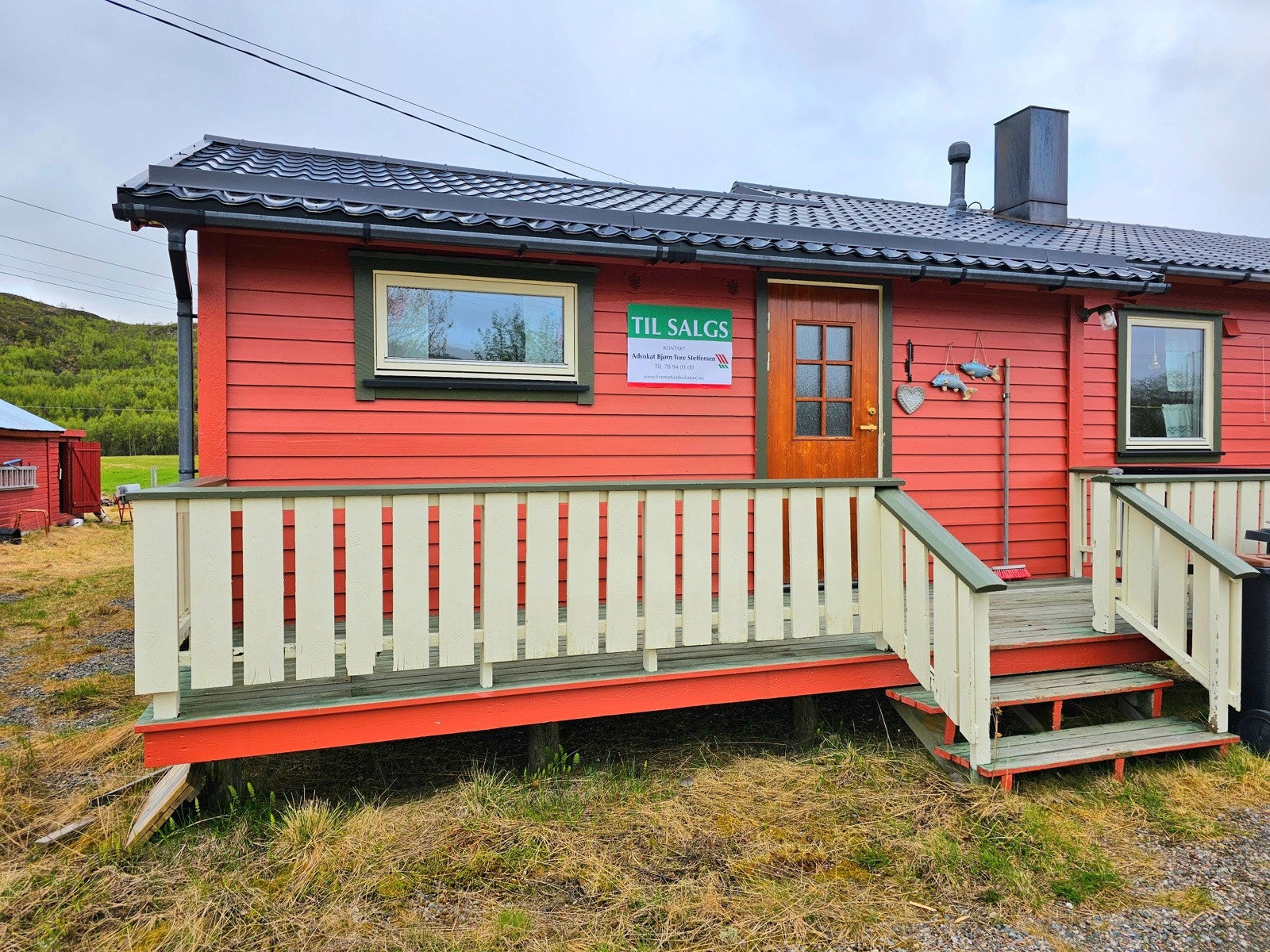 Inngangsparti med plass til utemøbler Galleribilde