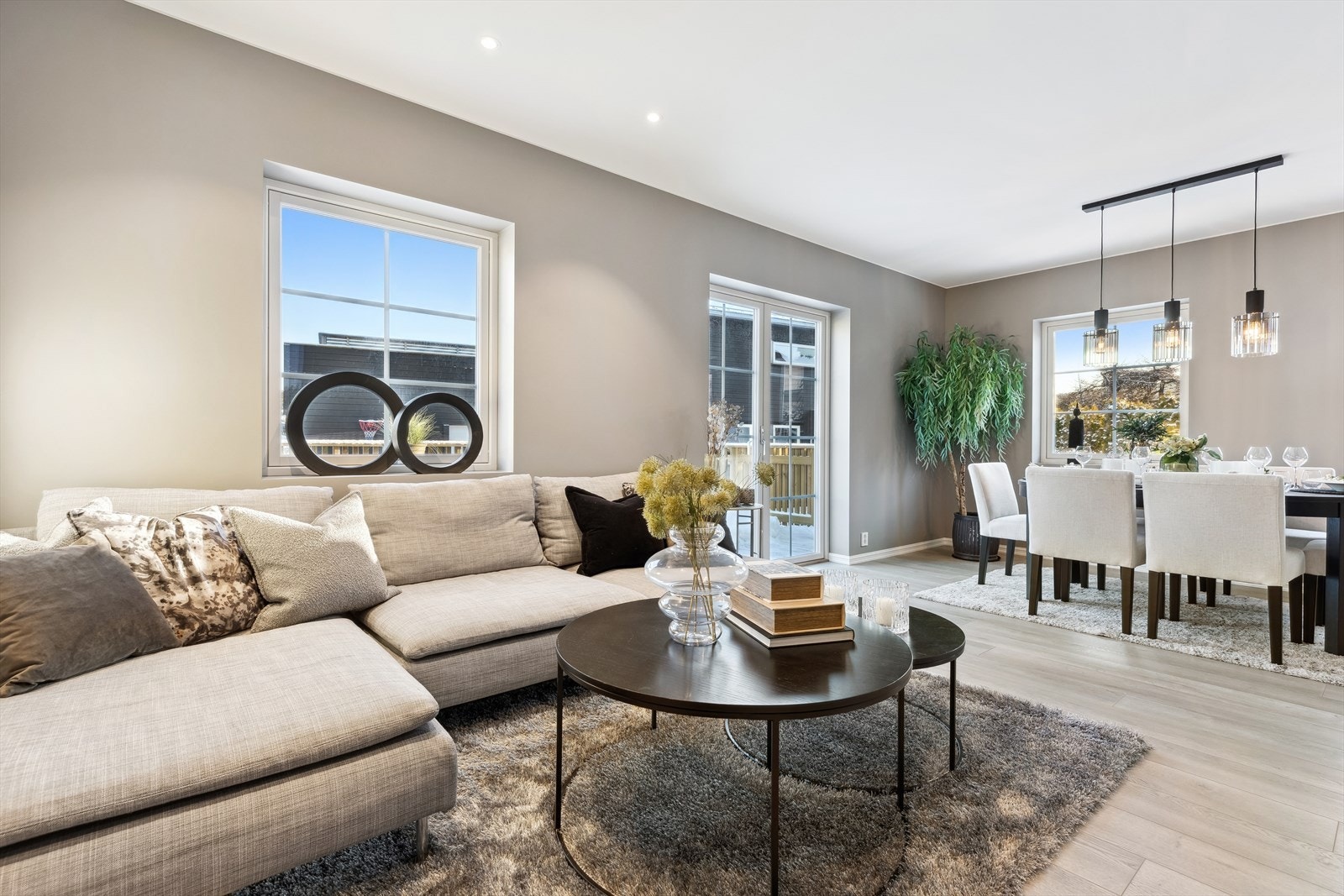 Slitesterkt laminat gulv fra Swiss Kronotex Galleribilde