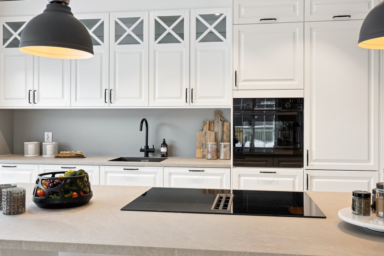 Bosch, Beko, Elektrolux og Hisense hvitevarer Galleribilde