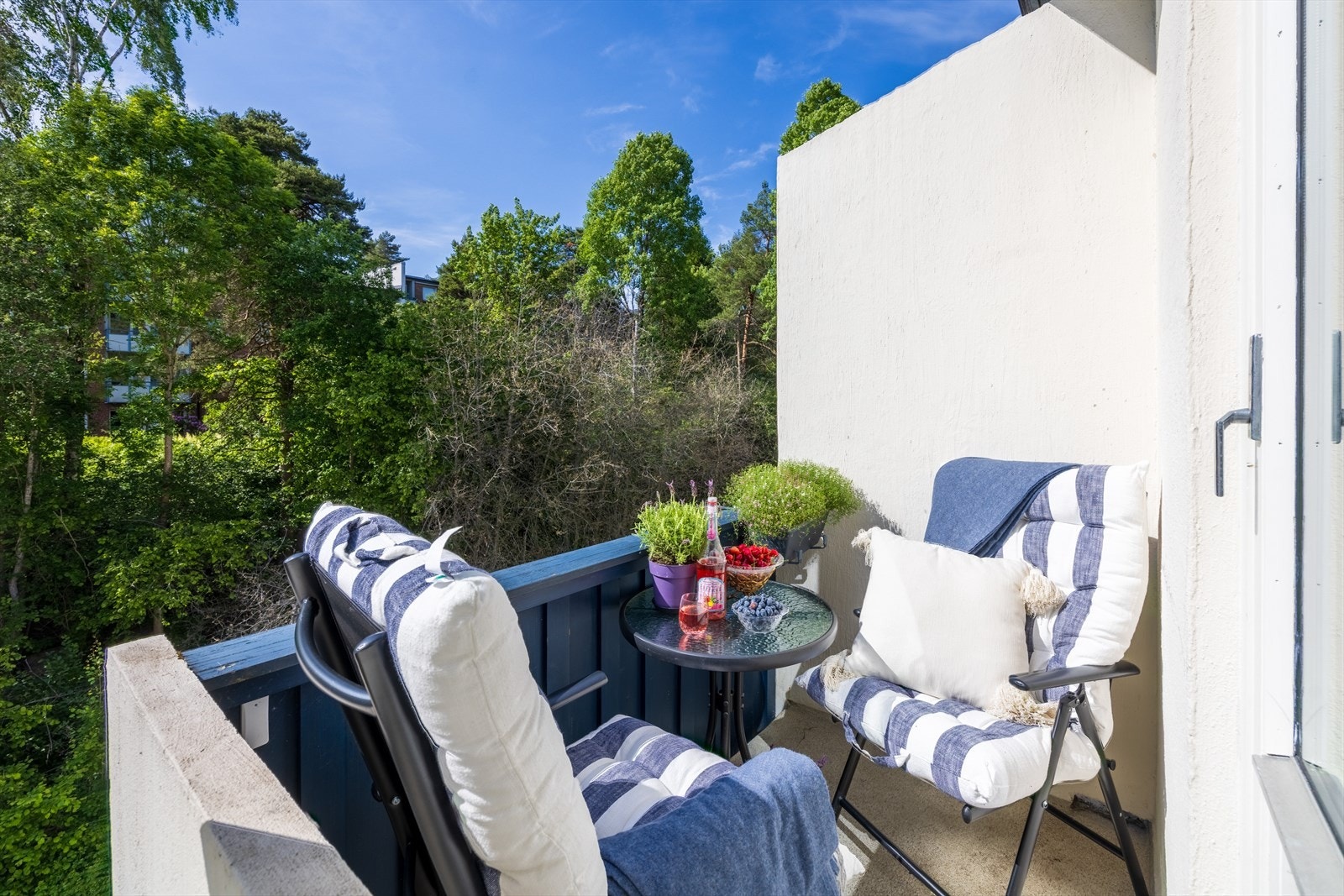 Den er på ca. 2 kvm Galleribilde