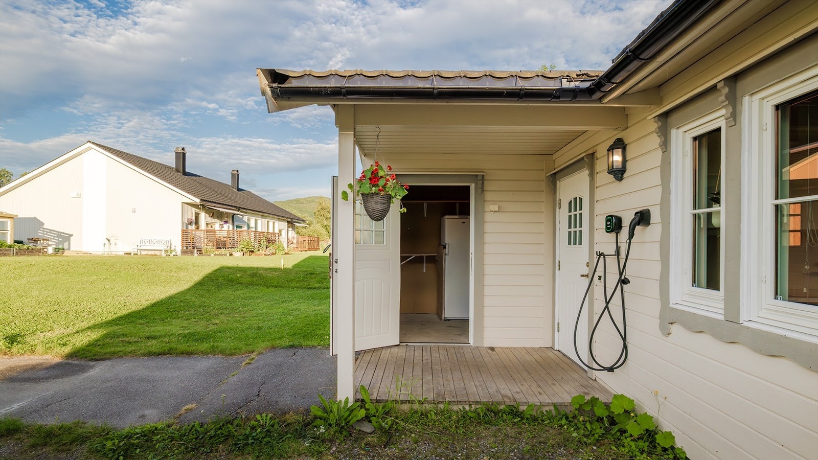 Overbygget inngangsparti Galleribilde