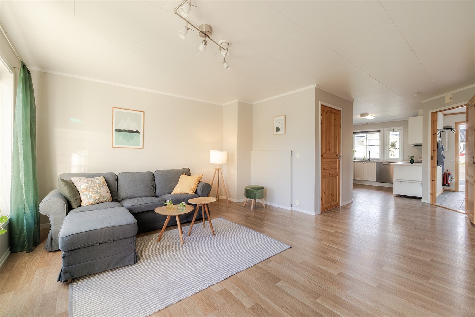 Elementpipe med muligheter for montering av vedovn i stuen. Galleribilde