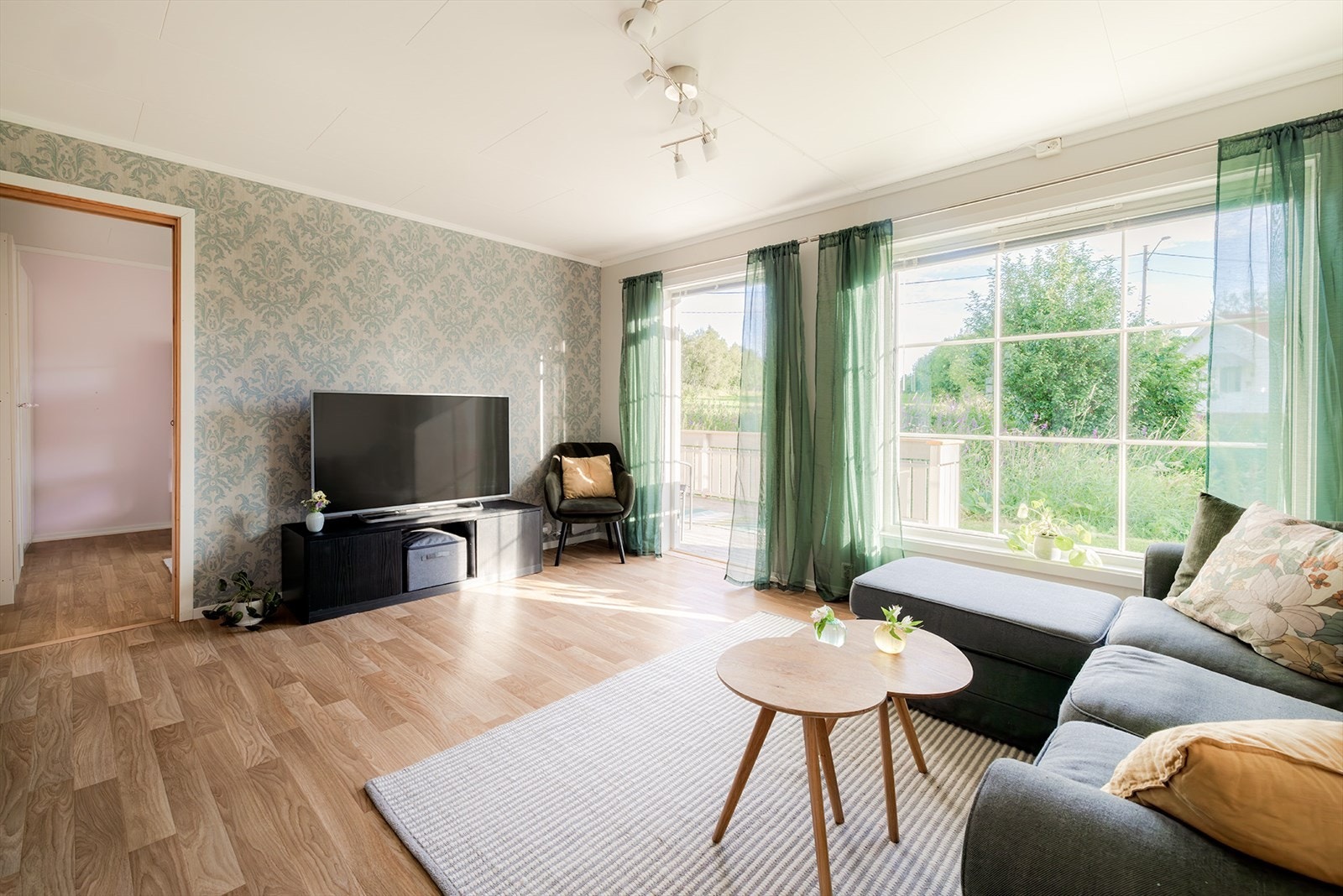 Tv er inkludert i felleskostnader med innstegspakken til Altibox Galleribilde